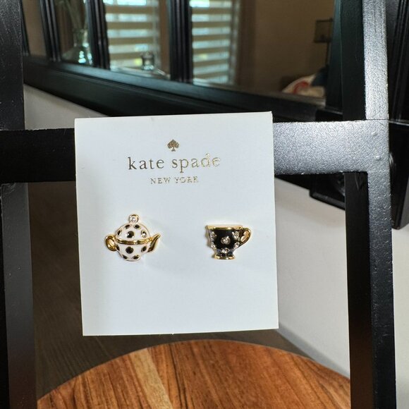 Kate Spade Tea Time Teapot & Teacup Stud Earrings NWOT - Gold Enamel - Picture 3 of 5